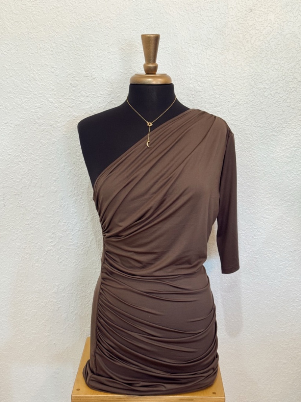 Elegant Brown One-Shoulder Dress
